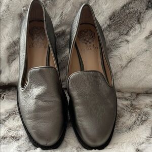 Vince Camuto Women's Metallic Silver Loafers Size 7